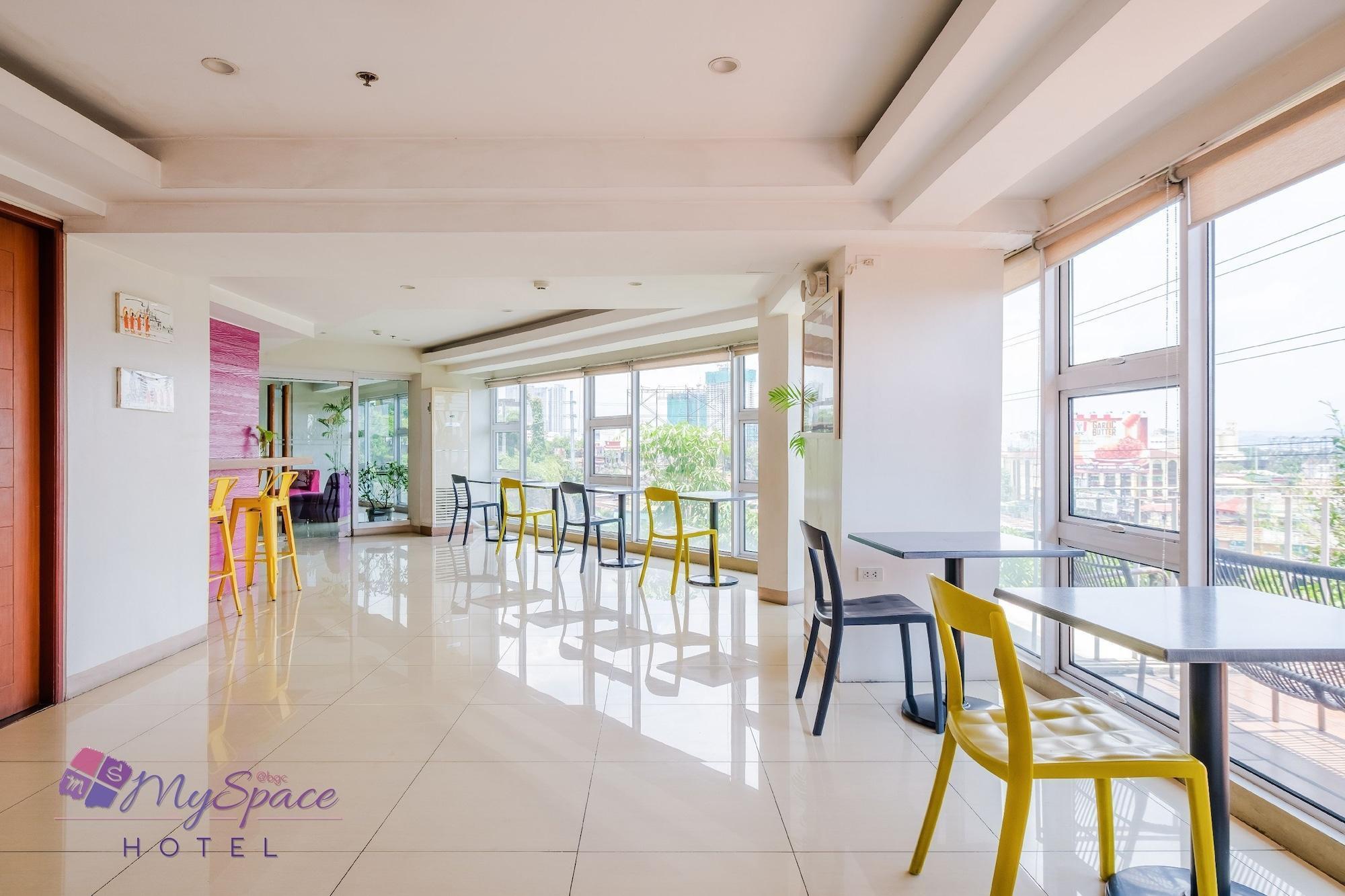 Myspace Hotel @Bgc Pasig City Exteriér fotografie